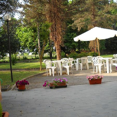 Camplus Living Il Cenacolo Hotel Ferrara Zewnętrze zdjęcie