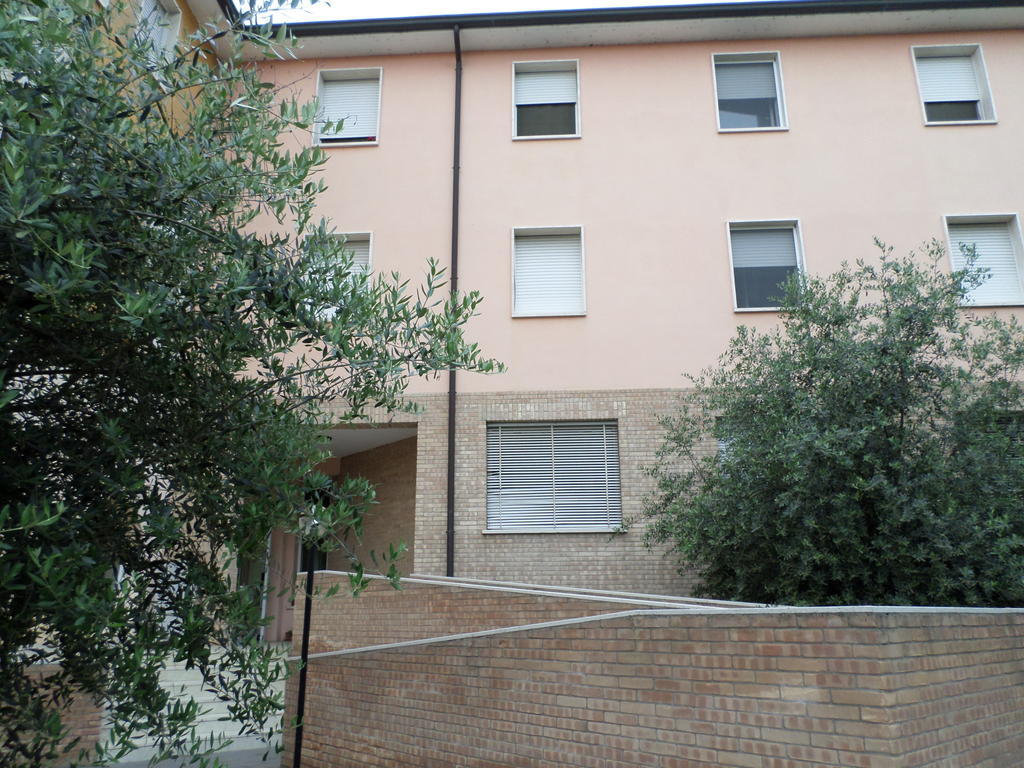 Camplus Living Il Cenacolo Hotel Ferrara Zewnętrze zdjęcie